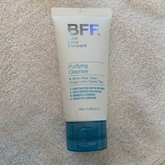 Best Face Forward Purifying Cleanser - Picture 2 of 4